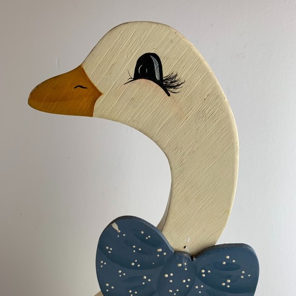 Vintage 1980s Wooden Hand Painted Sitting Apx. 14" White Duck Goose w/ Blue Bow - Picture 4 of 5